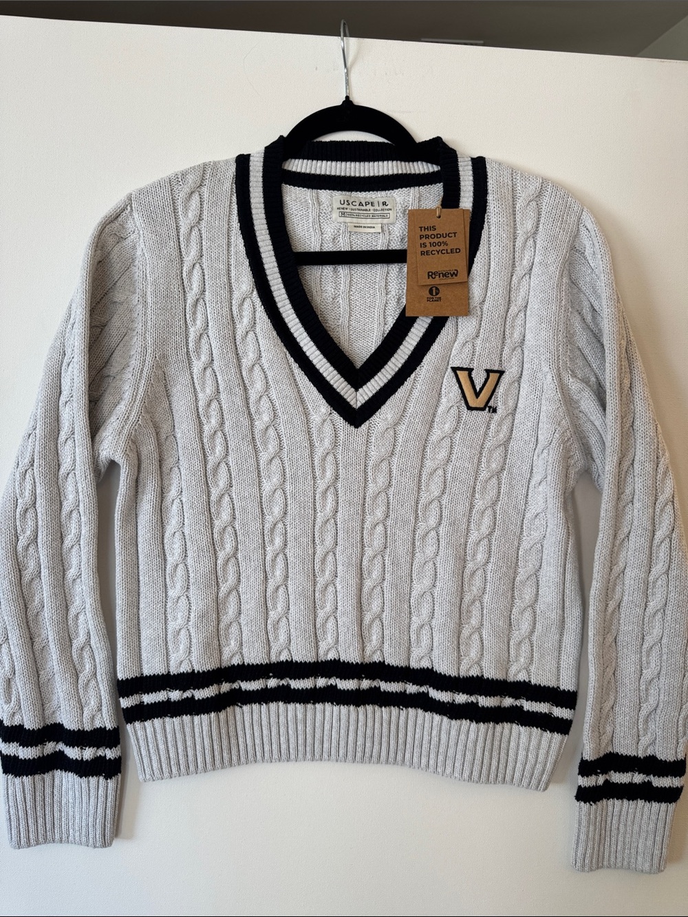 USCAPE NWT Vanderbilt University Cable Knit Cricket Sweater LightGray/Blk Size M